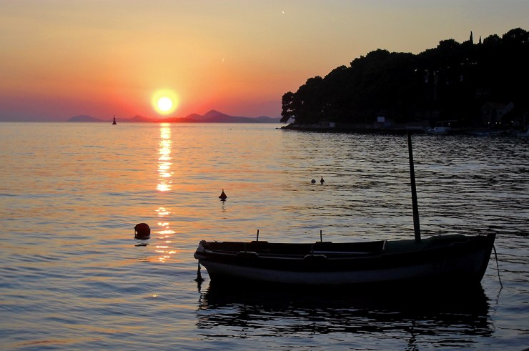 Solnedgång i hamnen