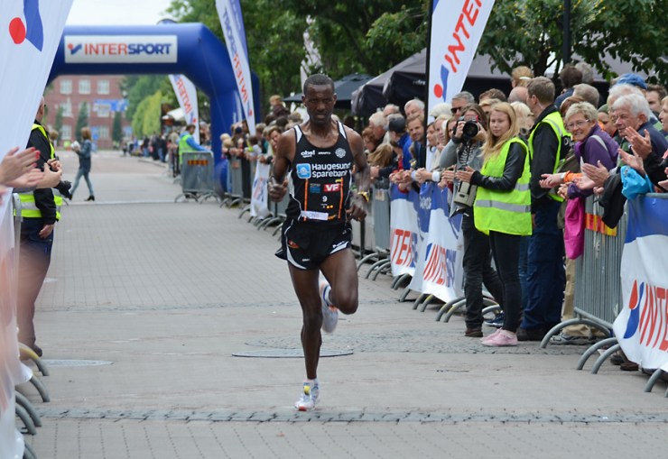 Urige Buta - Segrare Karlstad Stadslopp 2012