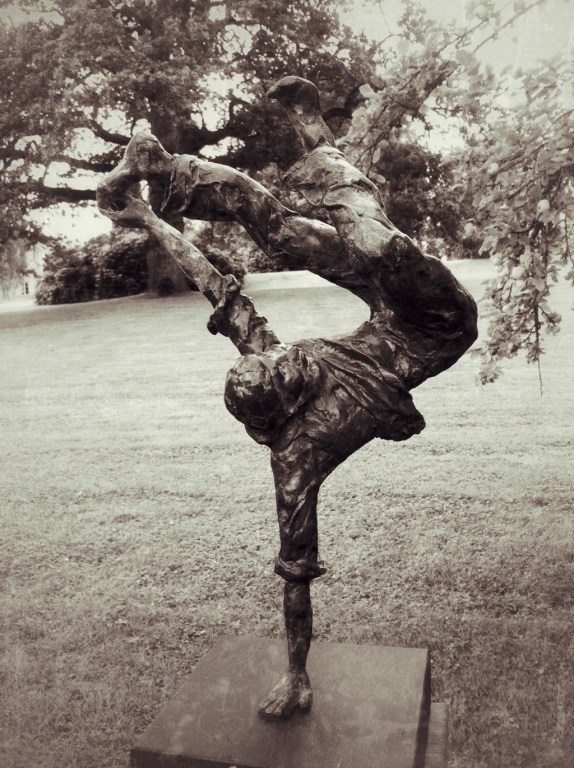 "Breakdancer" av Henny Kortenoeven