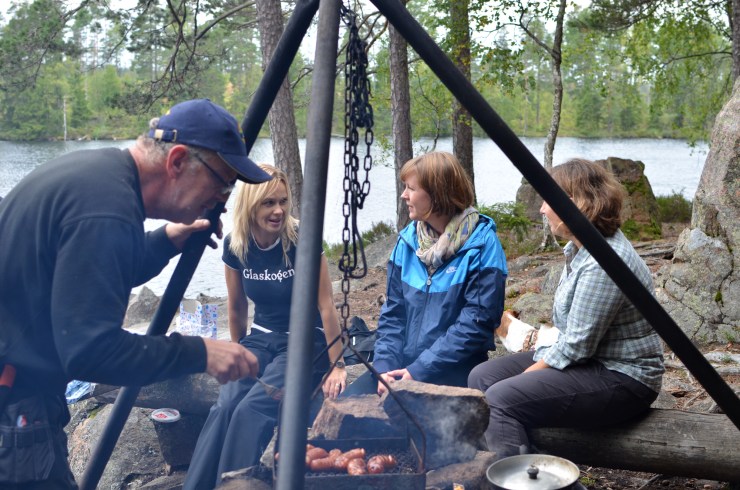 Lunch i vindskydded vid Bergtjärn
