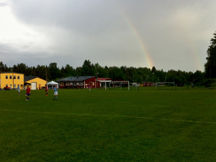 1Fredag_GideonsbergRegnbåge1200px