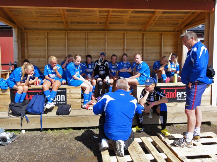 7Lördag_Halvtidsvila_AIKGrupp1200px_DSC01292