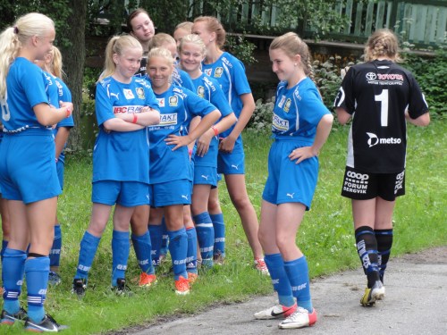 Nattis gör sig redo för fotograferin