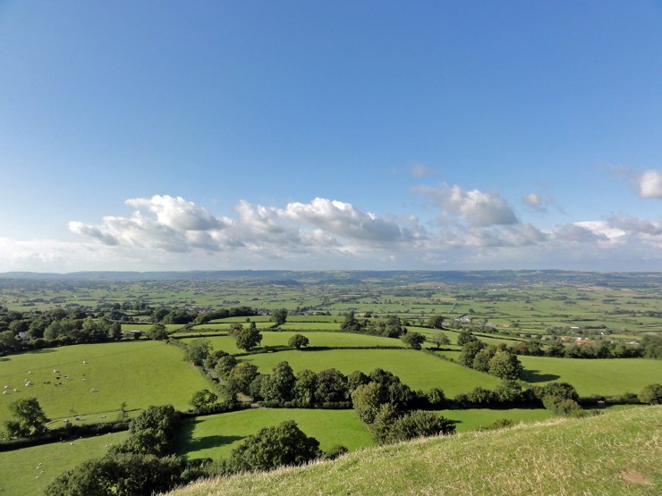 DSC03004_UtsiktGlastonburyTor_webb