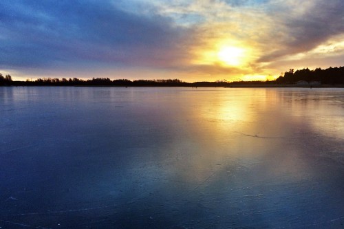 Solnedgång över isen
